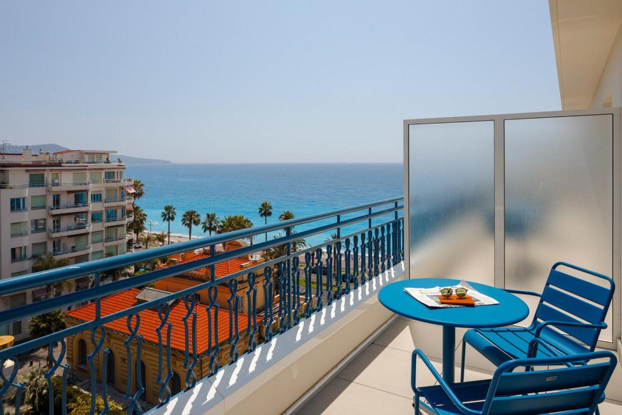 Doppelzimmer mit Meerblick und Balkon
